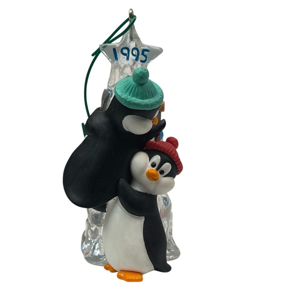 Hallmark Keepsake Ornament 1995 "Friendly Boost" Penguins Original Box - Picture 8 of 10